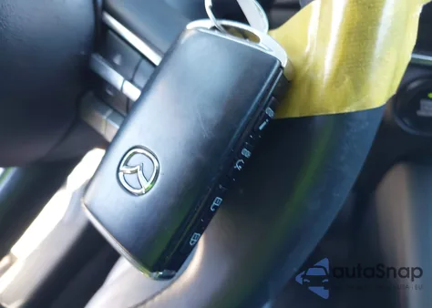 2022 Mazda Mazda3 Carbon Edition z USA, uszkodzony, nr VIN 3MZBPACL5NM300599